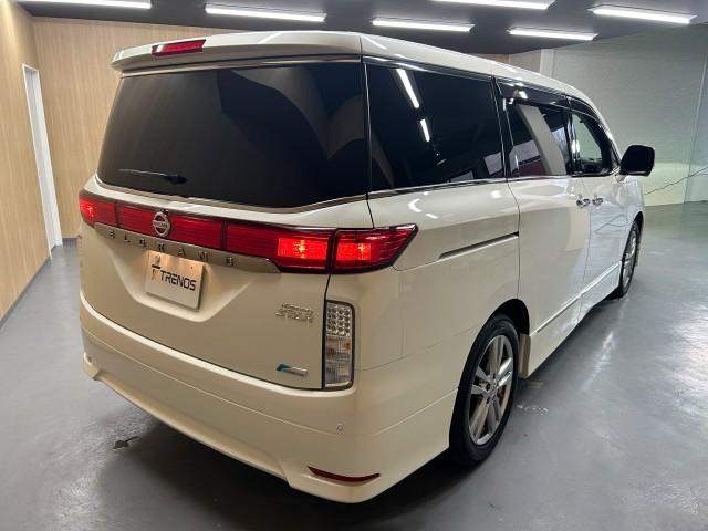 Ref:AUX-22725140 NISSAN ELGRAND 2011 4 Ref:AUX-22725140 NISSAN ELGRAND 2011 - Image 4
