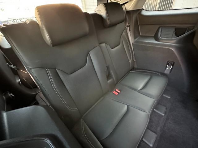 Ref:AUX-22734450 CHRYSLER JEEP JEEP COMMANDER 2023 10 Ref:AUX-22734450 CHRYSLER JEEP JEEP COMMANDER 2023 - Image 10