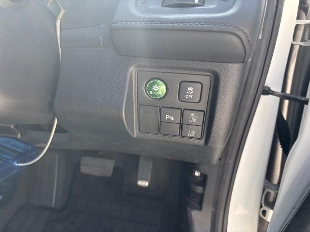 Ref:AUX-22740145 HONDA VEZEL 2019 11 Ref:AUX-22740145 HONDA VEZEL 2019 - Image 11