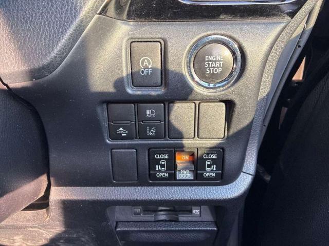 Ref:AUX-22740254 TOYOTA NOAH 2018 11 Ref:AUX-22740254 TOYOTA NOAH 2018 - Image 11