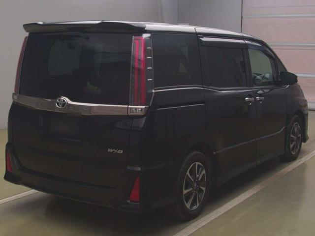 Ref:AUX-22740254 TOYOTA NOAH 2018 4 Ref:AUX-22740254 TOYOTA NOAH 2018 - Image 4