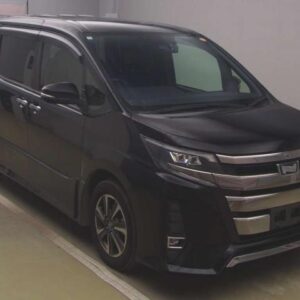 2018 Toyota Noah black gasoline used car Japan export