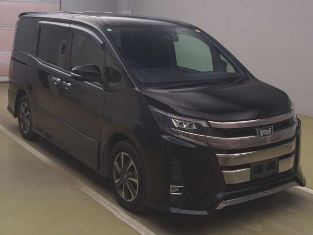 Ref:AUX-22740254 TOYOTA NOAH 2018 1 2018 Toyota Noah black gasoline used car Japan export