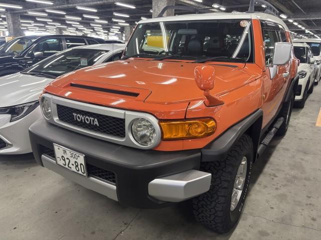 Ref:AUX-22740264 TOYOTA FJ CRUISER 2012 1 2012 Toyota Fj Cruiser orange gasoline used car Japan export