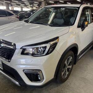 2019 Subaru Forester pearl gasoline used car Japan export