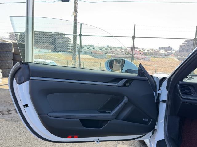 Ref:AUX-22740393 PORSCHE 911 2020 4 Ref:AUX-22740393 PORSCHE 911 2020 - Image 4