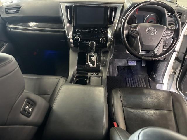 Ref:AUX-22740599 TOYOTA ALPHARD 2021 10 Ref:AUX-22740599 TOYOTA ALPHARD 2021 - Image 10