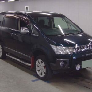 2013 Mitsubishi Delica D:5 green gasoline used car Japan export