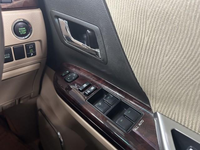 Ref:AUX-22744597 TOYOTA VELLFIRE 2012 20 Ref:AUX-22744597 TOYOTA VELLFIRE 2012 - Image 20