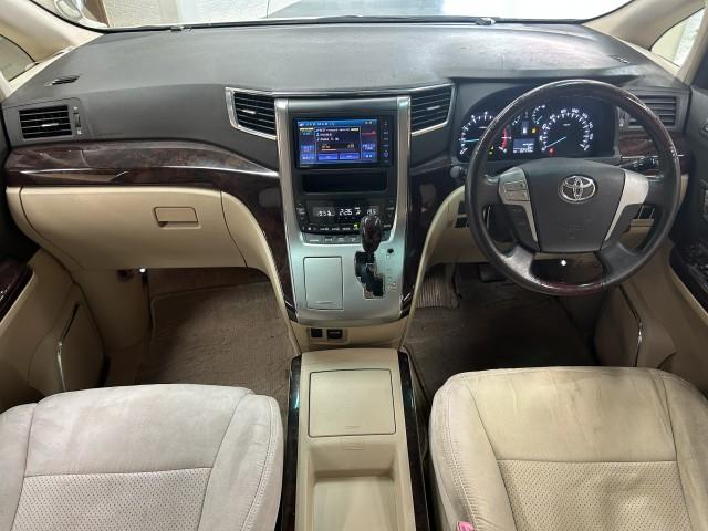 Ref:AUX-22744597 TOYOTA VELLFIRE 2012 7 Ref:AUX-22744597 TOYOTA VELLFIRE 2012 - Image 7