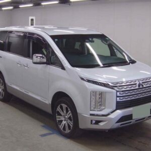 2024 Mitsubishi Delica D:5 pearl diesel used car Japan export