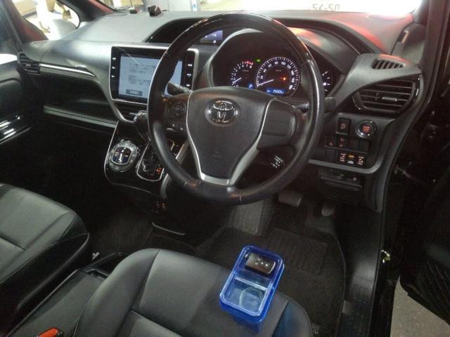 Ref:AUX-22744734 TOYOTA ESQUIRE 2020 3 Ref:AUX-22744734 TOYOTA ESQUIRE 2020 - Image 3