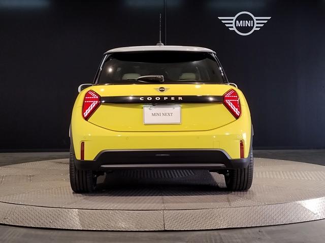 Ref:AUX-22756331 MINI MINI 2025 5 Ref:AUX-22756331 MINI MINI 2025 - Image 5