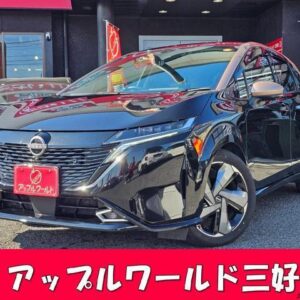 2022 Nissan Aura black hybrid used car Japan export