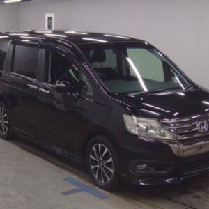 2013 Honda Stepwagon Spada black gasoline used car Japan export