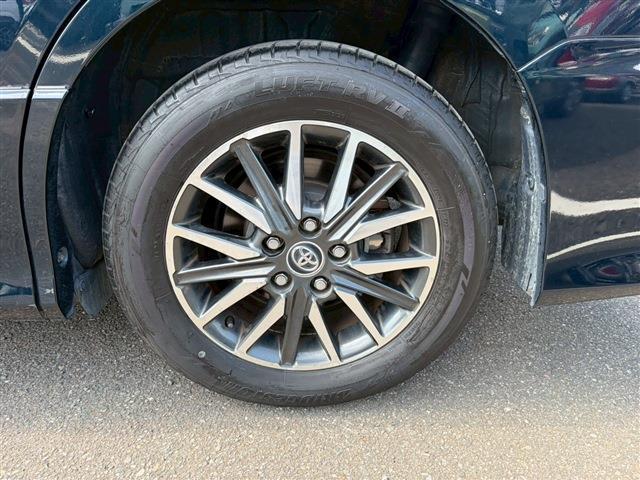 Ref:AUX-22760765 TOYOTA VOXY 2015 11 Ref:AUX-22760765 TOYOTA VOXY 2015 - Image 11