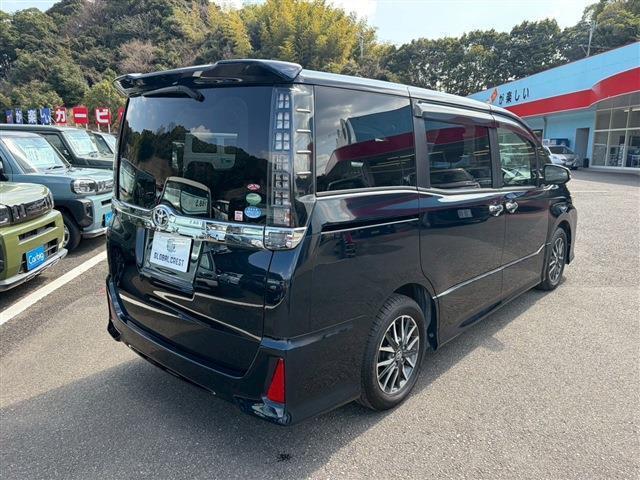 Ref:AUX-22760765 TOYOTA VOXY 2015 6 Ref:AUX-22760765 TOYOTA VOXY 2015 - Image 6