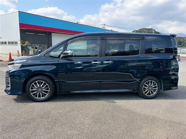 Ref:AUX-22760765 TOYOTA VOXY 2015 9 Ref:AUX-22760765 TOYOTA VOXY 2015 - Image 9