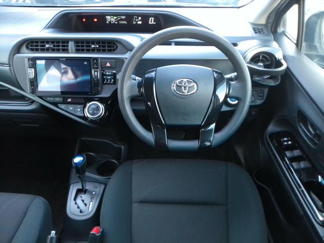 Ref:AUX-22760929 TOYOTA AQUA 2017 3 Ref:AUX-22760929 TOYOTA AQUA 2017 - Image 3