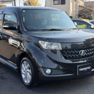 2011 Toyota Bb black gasoline used car Japan export
