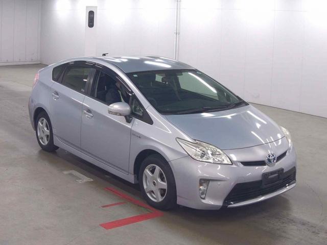Ref:AUX-22764713 TOYOTA PRIUS 2013 1 2013 Toyota Prius purple gasoline used car Japan export