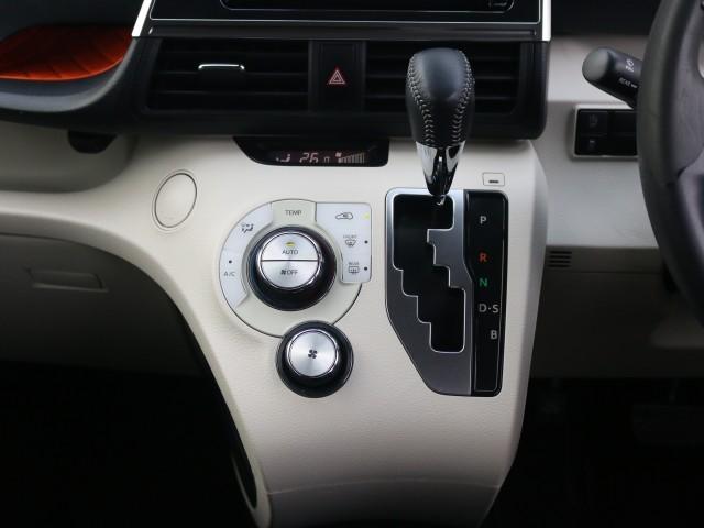 Ref:AUX-22764774 TOYOTA SIENTA 2016 16 Ref:AUX-22764774 TOYOTA SIENTA 2016 - Image 16