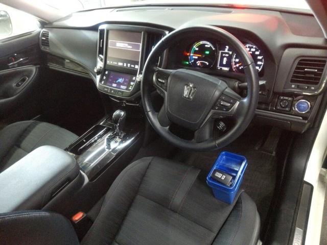 Ref:AUX-22765018 TOYOTA CROWN HYBRID 2015 3 Ref:AUX-22765018 TOYOTA CROWN HYBRID 2015 - Image 3