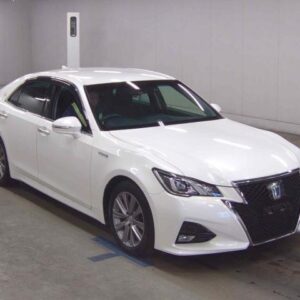 2015 Toyota Crown Hybrid pearl gasoline used car Japan export