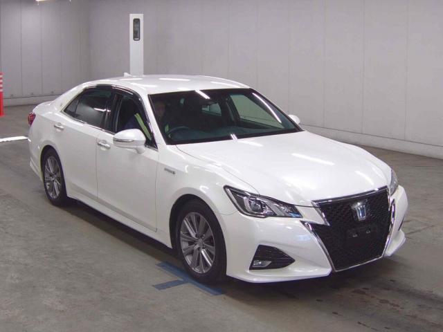 Ref:AUX-22765018 TOYOTA CROWN HYBRID 2015 1 2015 Toyota Crown Hybrid pearl gasoline used car Japan export