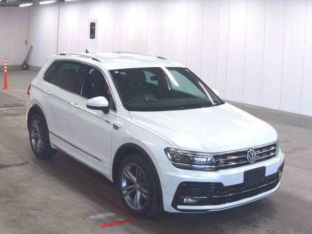 Ref:AUX-22765181 VOLKSWAGEN TIGUAN 2019 1 2019 Volkswagen Tiguan pearl diesel used car Japan export