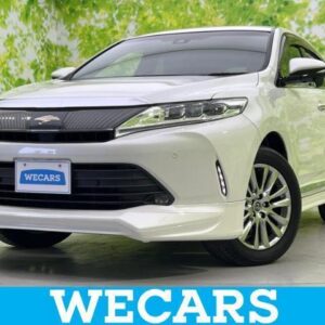 2018 Toyota Harrier pearl gasoline used car Japan export