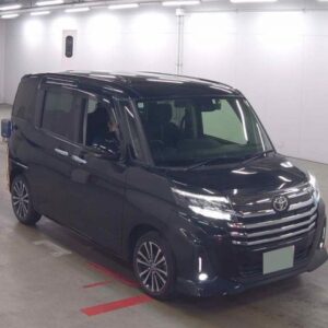 2022 Toyota Roomy black gasoline used car Japan export
