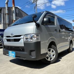 2024 Toyota Hiace Van silver gasoline used car Japan export