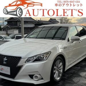 2013 Toyota Crown Hybrid pearl hybrid used car Japan export