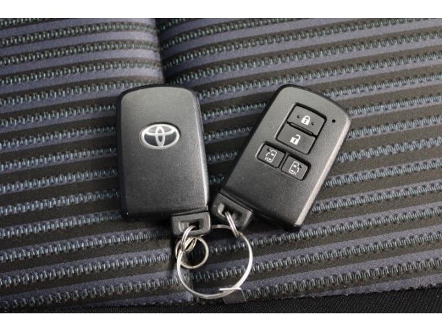 Ref:AUX-22779745 TOYOTA VOXY 2015 9 Ref:AUX-22779745 TOYOTA VOXY 2015 - Image 9