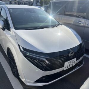 2025 Nissan Aura pearl hybrid used car Japan export