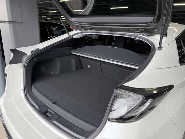 Ref:AUX-22785165 TOYOTA PRIUS PHV 2018 20 Ref:AUX-22785165 TOYOTA PRIUS PHV 2018 - Image 20