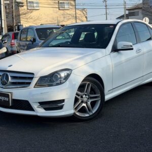 2013 Mercedes Benz C-Class white gasoline used car Japan export