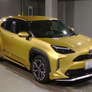 2023 Toyota Yaris Cross gold gasoline used car Japan export
