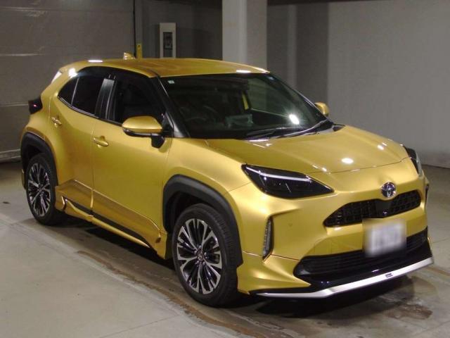 Ref:AUX-22789603 TOYOTA YARIS CROSS 2023 1 2023 Toyota Yaris Cross gold gasoline used car Japan export