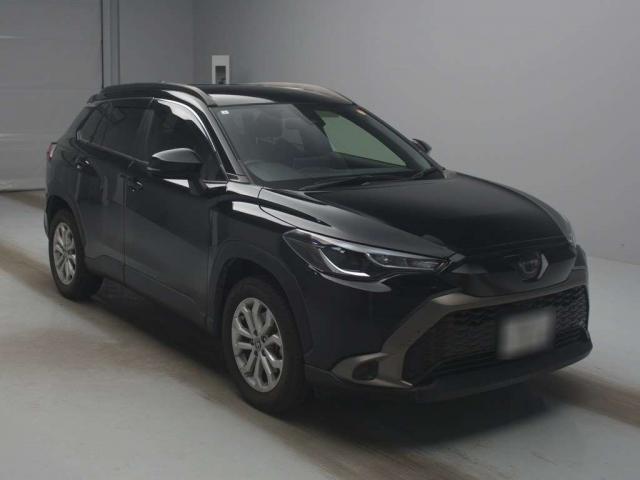 Ref:AUX-22799419 TOYOTA COROLLA CROSS 2023 1 2023 Toyota Corolla Cross black gasoline used car Japan export