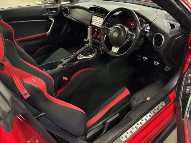 Ref:AUX-22799998 TOYOTA 86 2017 4 Ref:AUX-22799998 TOYOTA 86 2017 - Image 4