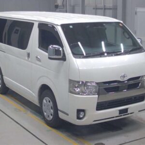 2021 Toyota Hiace Van pearl diesel used car Japan export