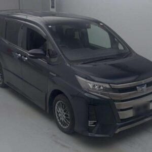 2019 Toyota Noah black hybrid used car Japan export