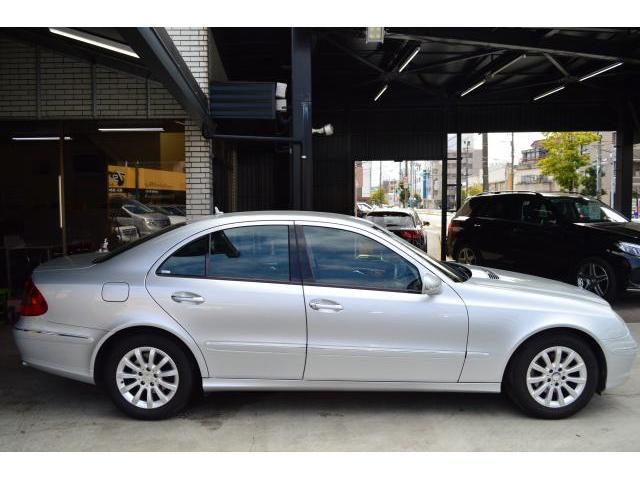 Ref:AUX-22800609 MERCEDES BENZ E-CLASS 2009 8 Ref:AUX-22800609 MERCEDES BENZ E-CLASS 2009 - Image 8