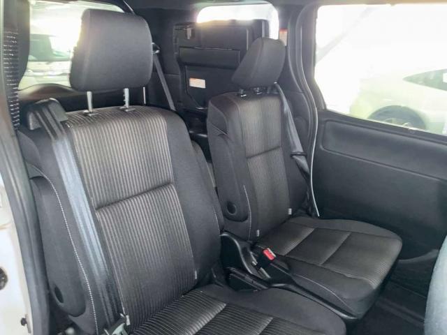 Ref:AUX-22800800 TOYOTA NOAH 2017 7 Ref:AUX-22800800 TOYOTA NOAH 2017 - Image 7