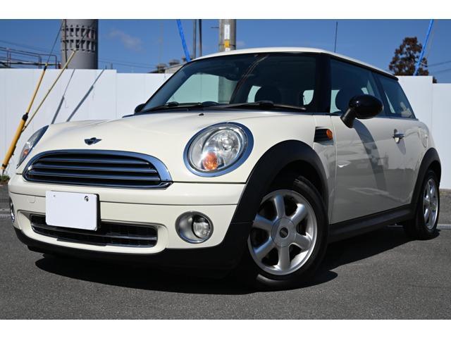 Ref:AUX-22802792 MINI MINI 2010 1 2010 Mini Mini white gasoline used car Japan export