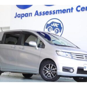 2013 Honda Freed Spike silver gasoline used car Japan export