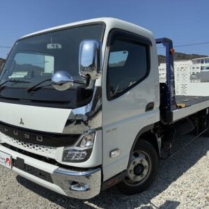 2021 Mitsubishi Fuso Canter white diesel used car Japan export