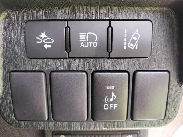 Ref:AUX-22808458 TOYOTA PRIUS ALPHA 2015 6 Ref:AUX-22808458 TOYOTA PRIUS ALPHA 2015 - Image 6